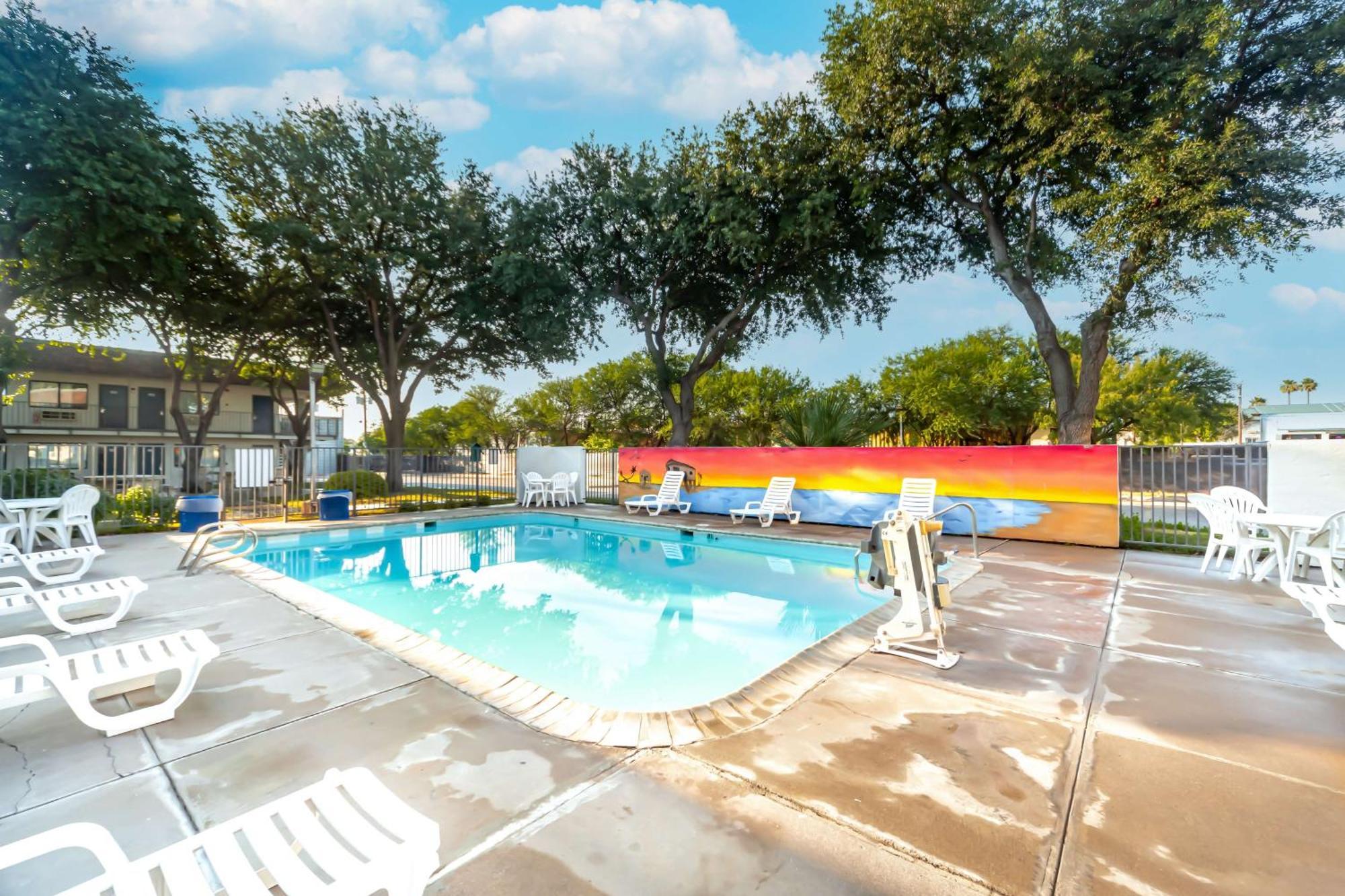 Motel 6-Del Rio, Tx Ngoại thất bức ảnh